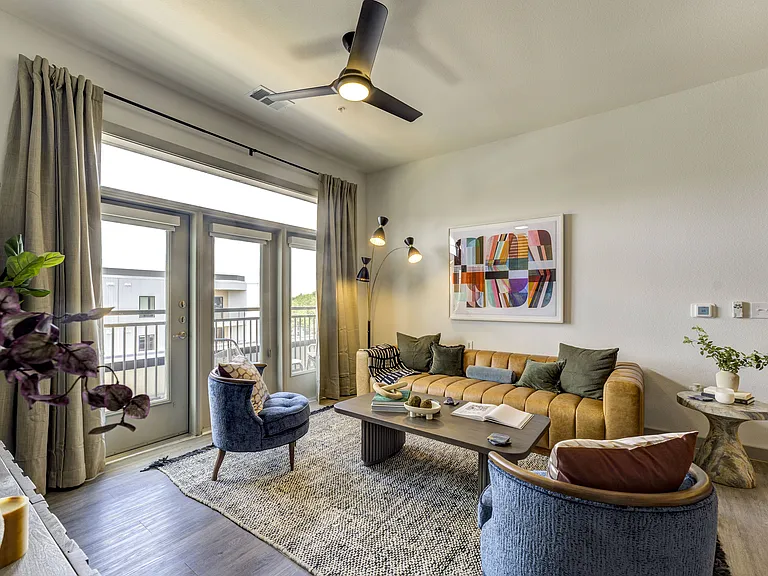 The Goodwin Apartments — Photo 9