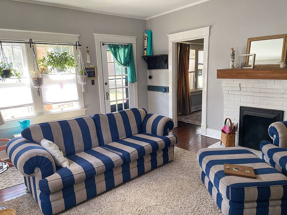 Spacious Living Room