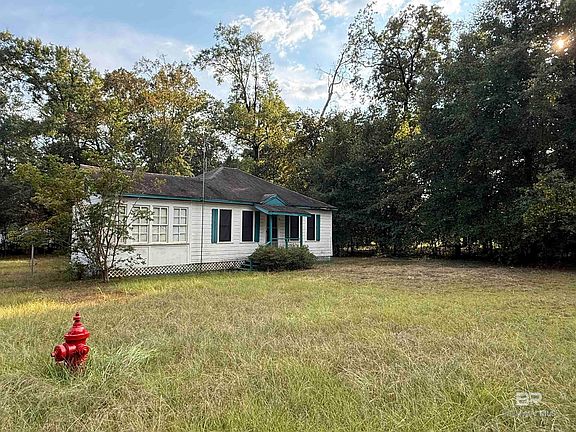 3rd image of 101 Cottage Hill Dr