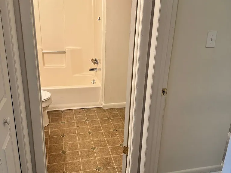 515 Ridge Ave #521 — Photo 27