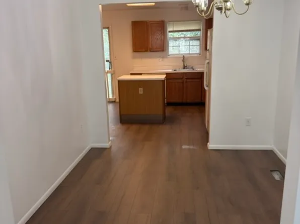260 Green Fern Way, Baltimore, MD 21227