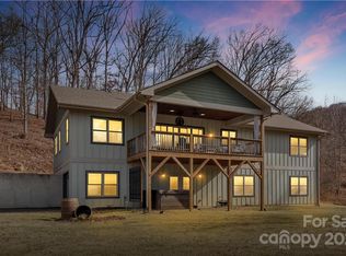 50 Cougar Trl, Clyde, NC 28721
