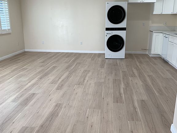 3rd image of 2019 E Villa St