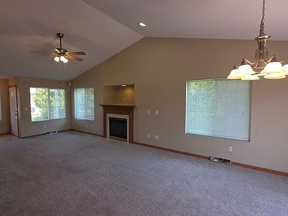 4th image of 4725 Fox Grove ROAD