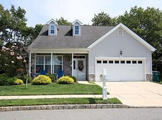 15 Crestview Ct, Little Egg Harbor, NJ 08087