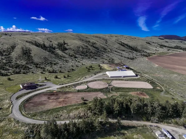 1146 Us Highway 12 E, Townsend, MT 59644