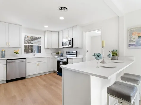 4817 Charlton Dr, Chesapeake, VA 23321