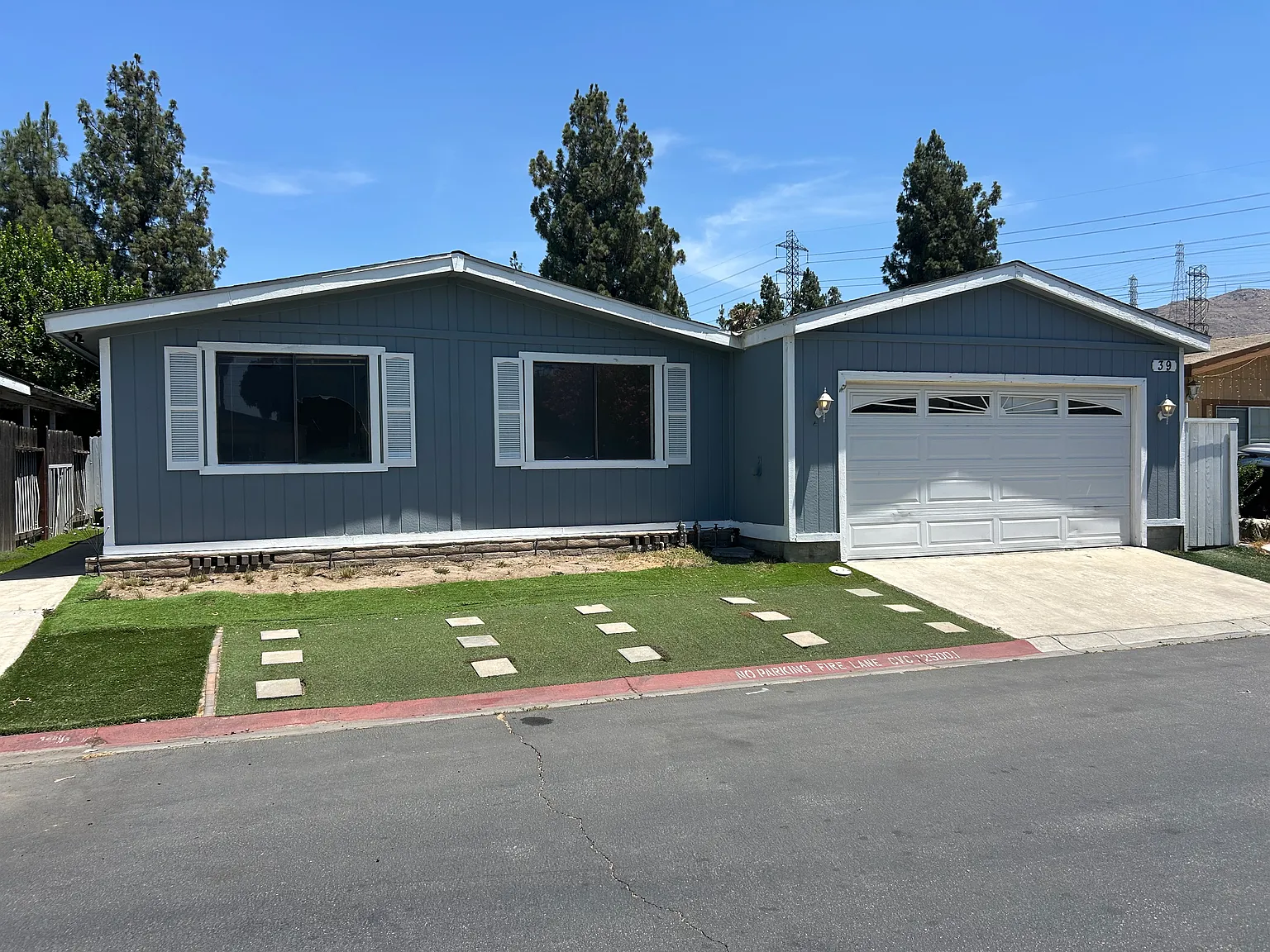 3 bed, 1344 sqft, $3,000 — Photo 2
