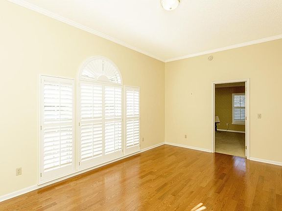 5th image of 3646 Crimson Oaks Dr
