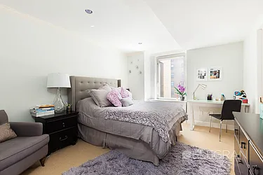 Rented by (Legacy) Elegran