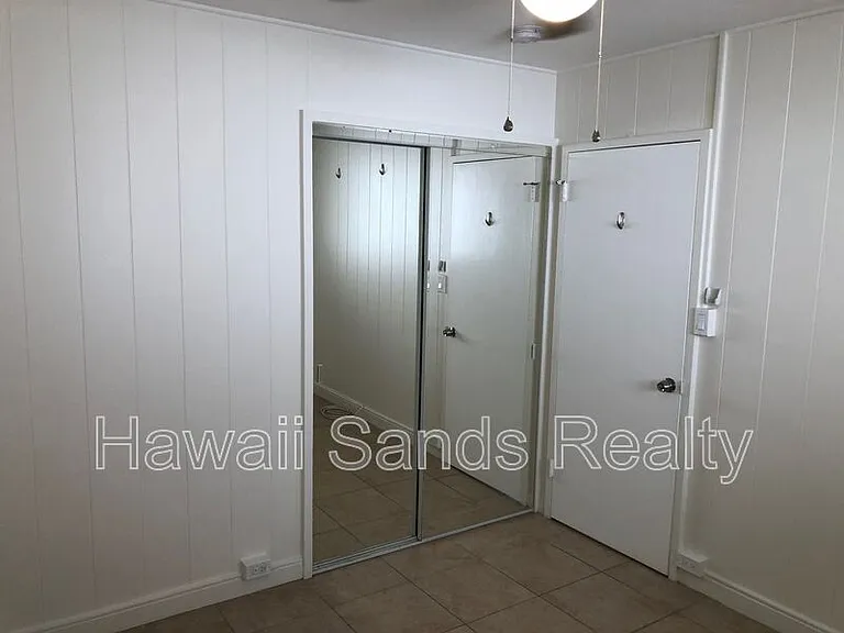 720 Birch St #D — Photo 12