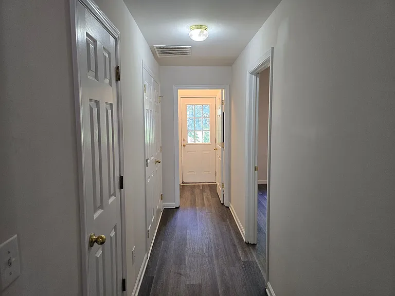 802 Sutter Gate Ln — Photo 4