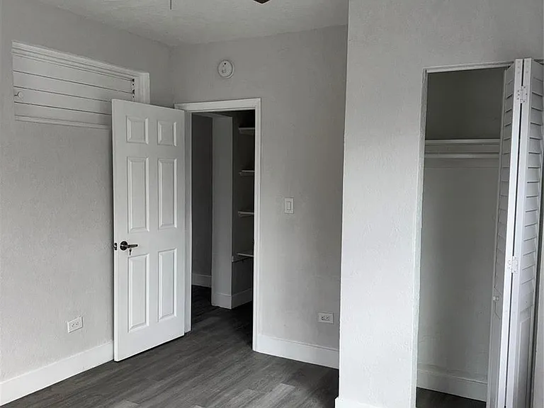 731 NW 56th St #101 — Photo 7