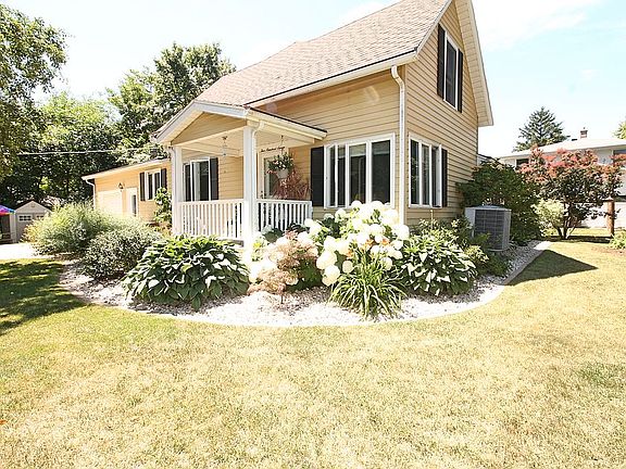 5th image of 507 Hilltop Dr