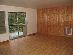 3rd image of 24313 Oxbow Ln N