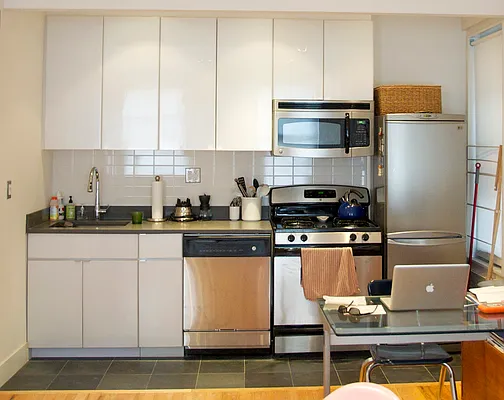 Rented by Veracity NYC LLC | media 23