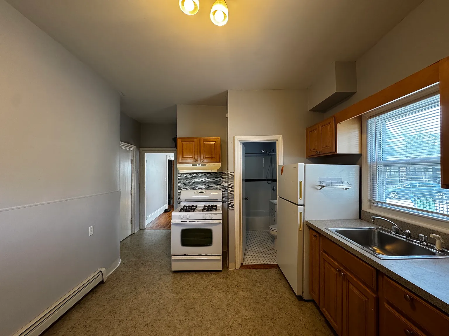 1 bed, 9999 sqft, $2,200 — Photo 1