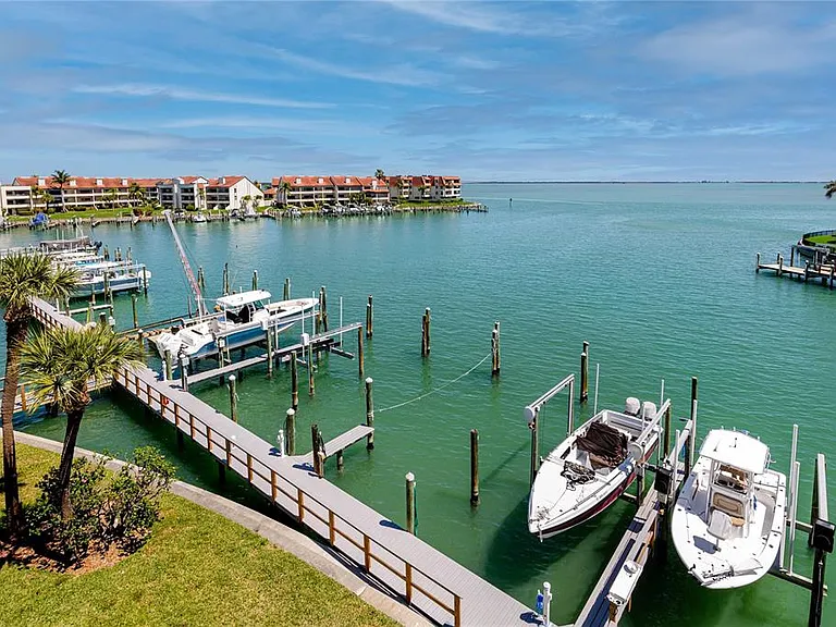363 Pinellas Bayway S #48 — Photo 2