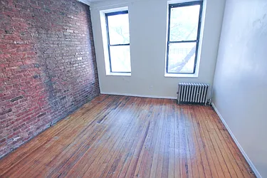 Rented by Jonis Realty