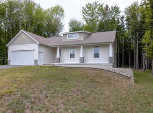 260 W Pontaluna Rd, Norton Shores, MI 49444