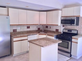 990 Salem St #2, Lynnfield, MA 01940