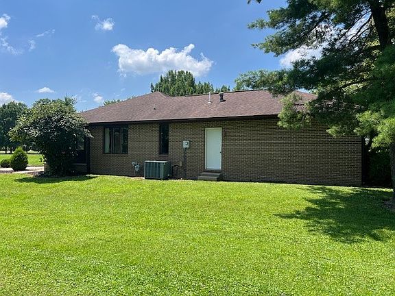 5th image of 1209 Cedar Ln