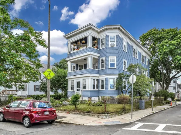 559 Adams St #2, Dorchester, MA 02122