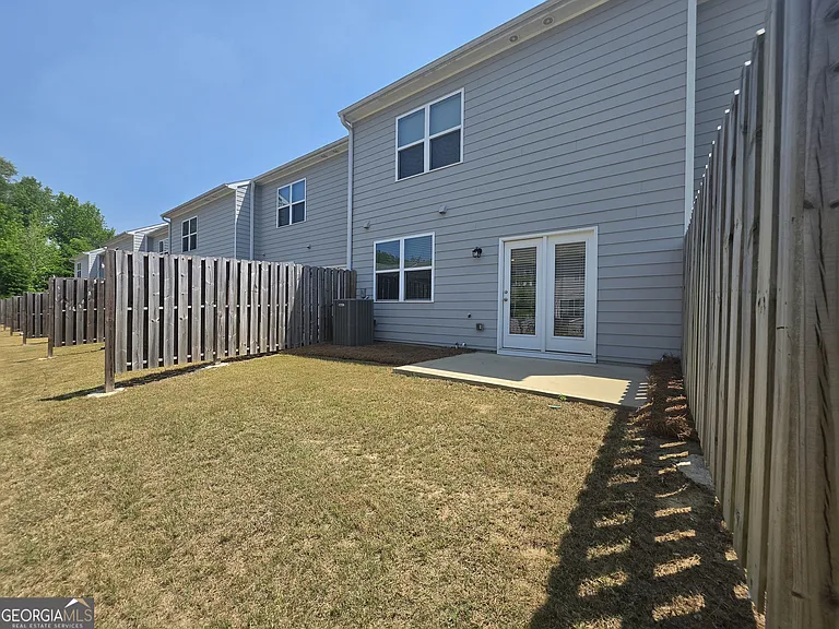 43 Rydal Way — Photo 4