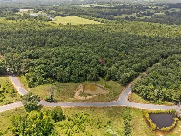 41 Mountain Blf, Smithville, OK 74957