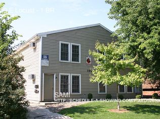 109 E Locust St APT 1, Normal, IL 61761