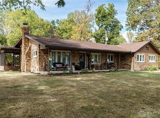 305 Lammes Ln, New Carlisle, OH 45344