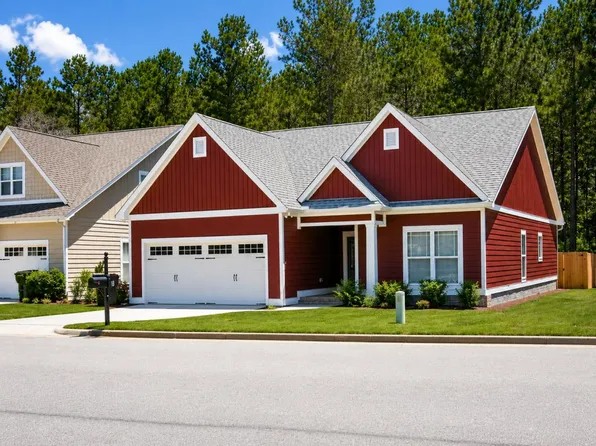 202 Chloe Ct, Dothan, AL 36303