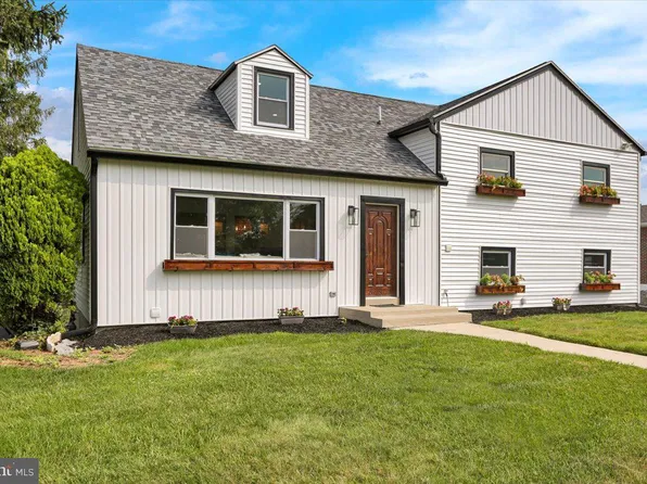 3027 Grandview Blvd, Reading, PA 19608