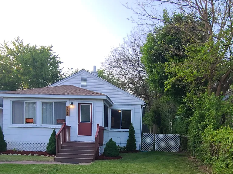 4546 Glenalda Dr — Photo 5
