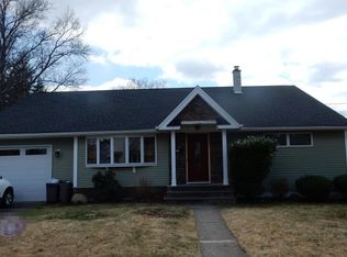 33 Donnalin Pl, Clifton, NJ 07013