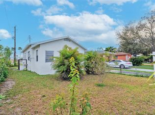 2344 Hope St, Hollywood, FL 33020