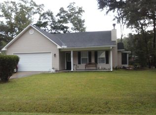 127 Sugar Plum Ln, Brunswick, GA 31523