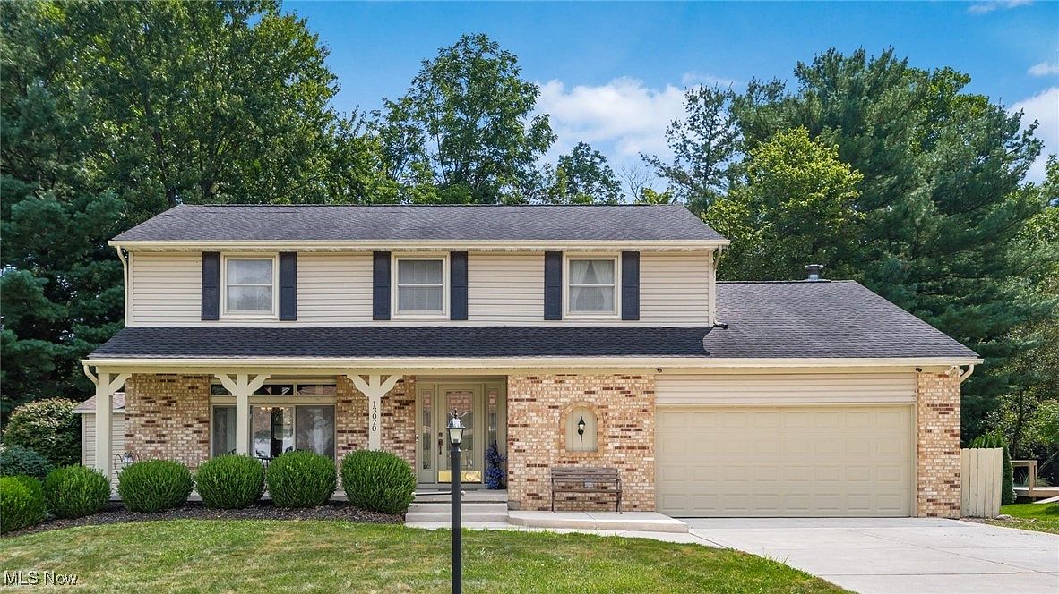 13070 E Crosset Hill Dr, Pickerington, OH 43147 | Zillow