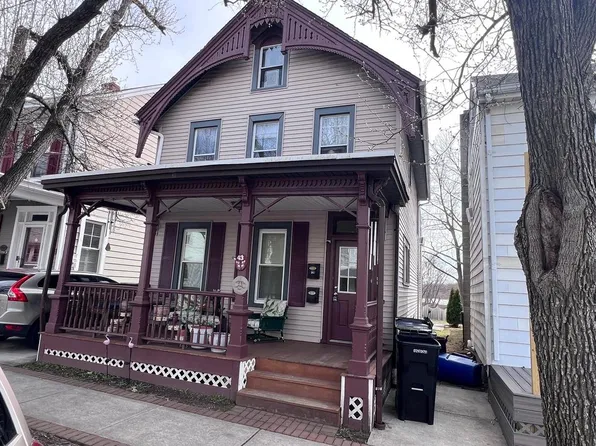 43 S Main St, Allentown, NJ 08501