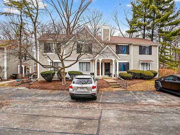 3rd image of 3050 Cooper Bluff Dr