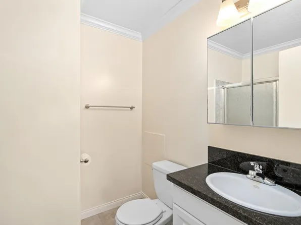 2266 Cazador Dr, Los Angeles, CA