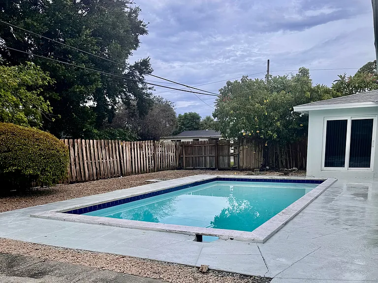 3112 SE 1st Pl — Photo 19