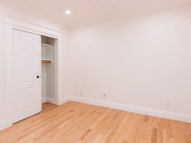 2319 Alemany Blvd — Photo 10