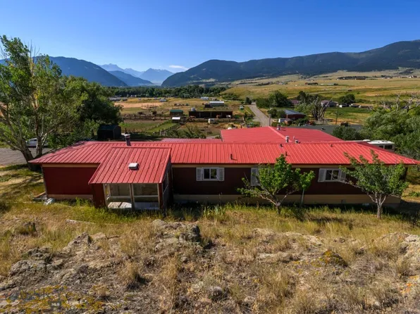 97 Billman Ln, Livingston, MT 59047