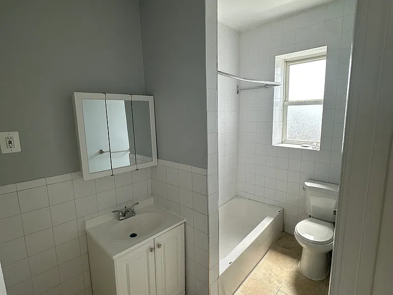 624 Dr Martin Luther King Jr Blvd #19 — Photo 3