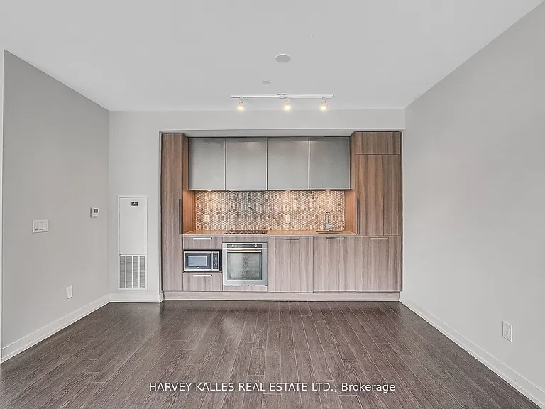 85 Wood St #Townhouse 5 — Photo 11