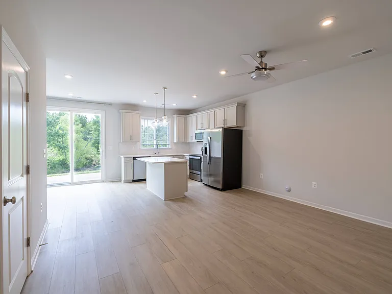 516 Rivanna Hill Way #E4 — Photo 4