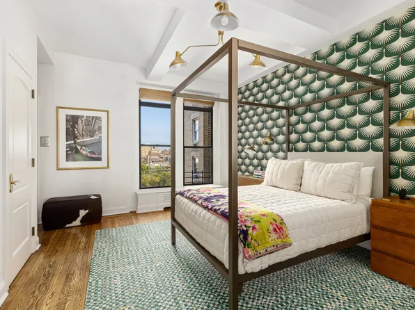 135 West 79th Street image 9 of 11