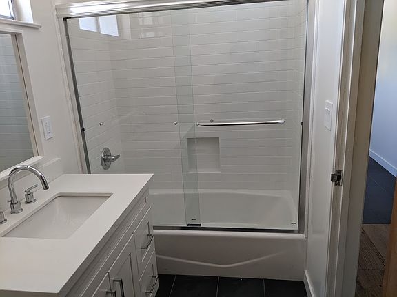 4th image of 959 Alice Ln APT A