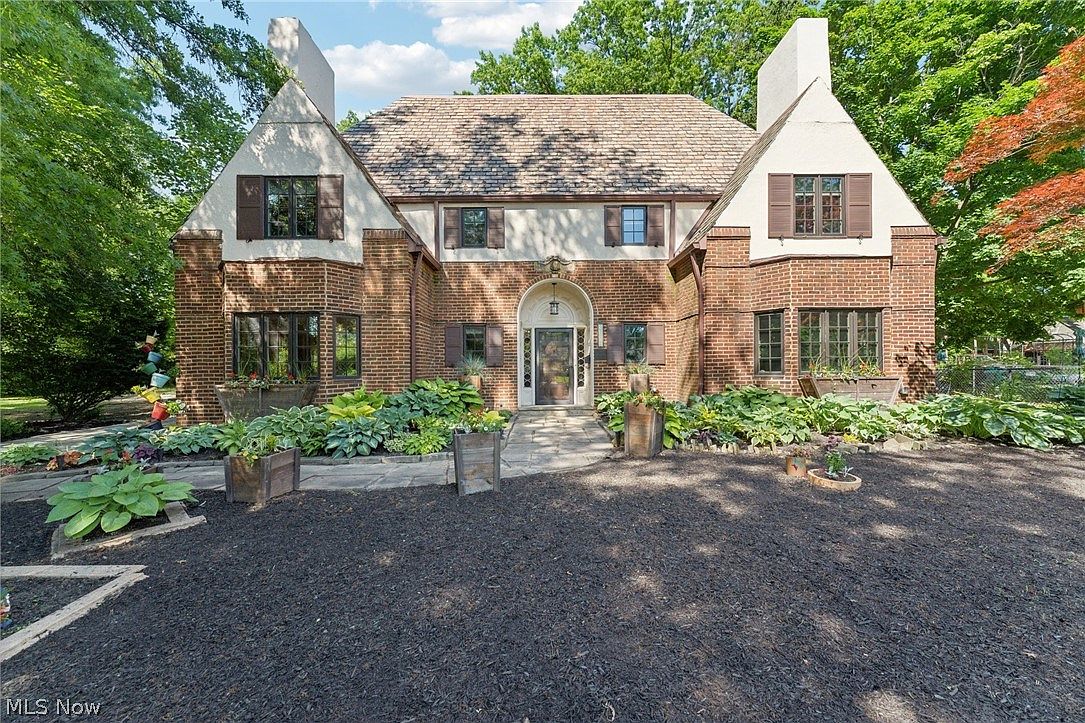 3125 Van Aken Blvd, Shaker Heights, OH 44120 | Zillow